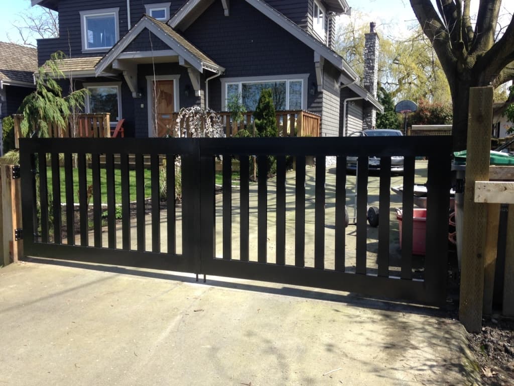 Black modern double swing driveway gate