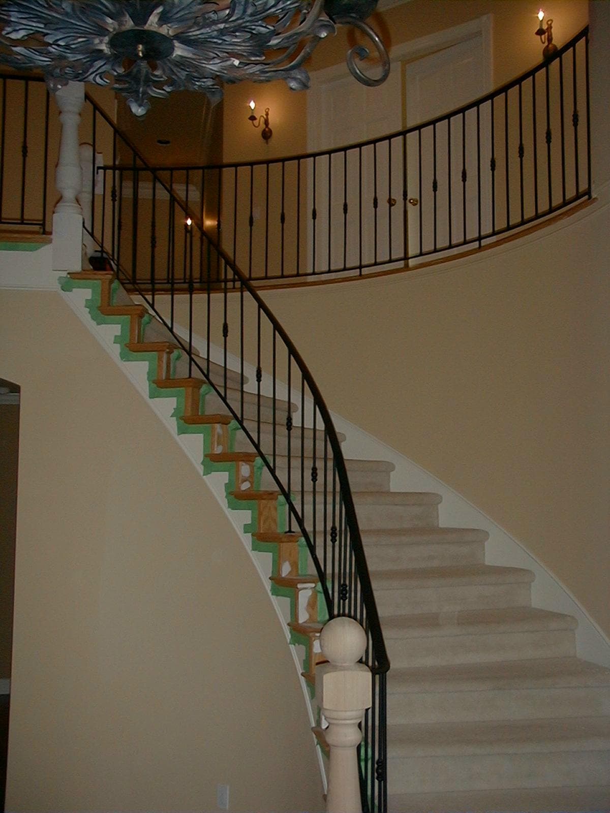 Indoor stair railing with metal balusters