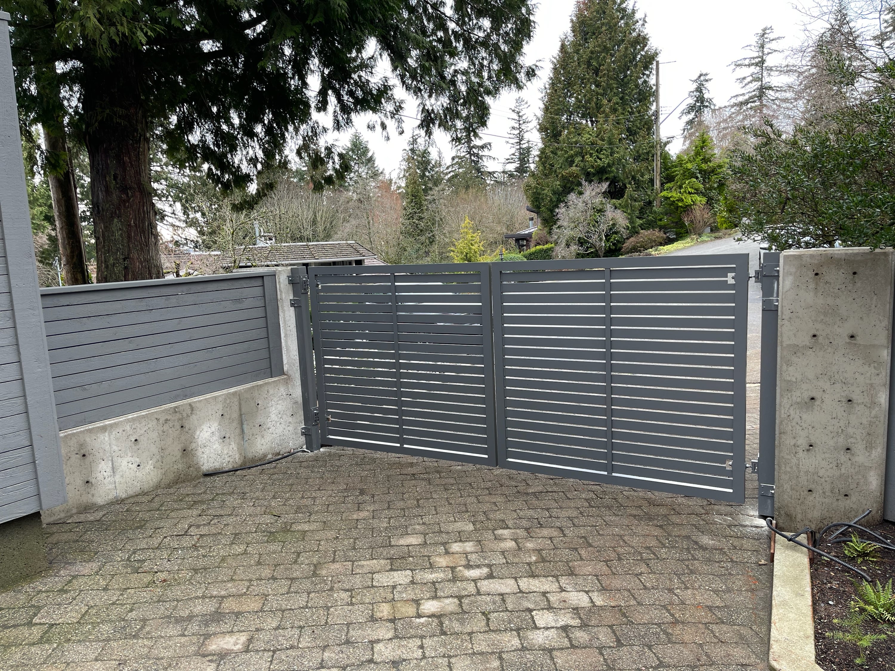 E940C599 55C2 4643 B463 6F3EB2BB030E