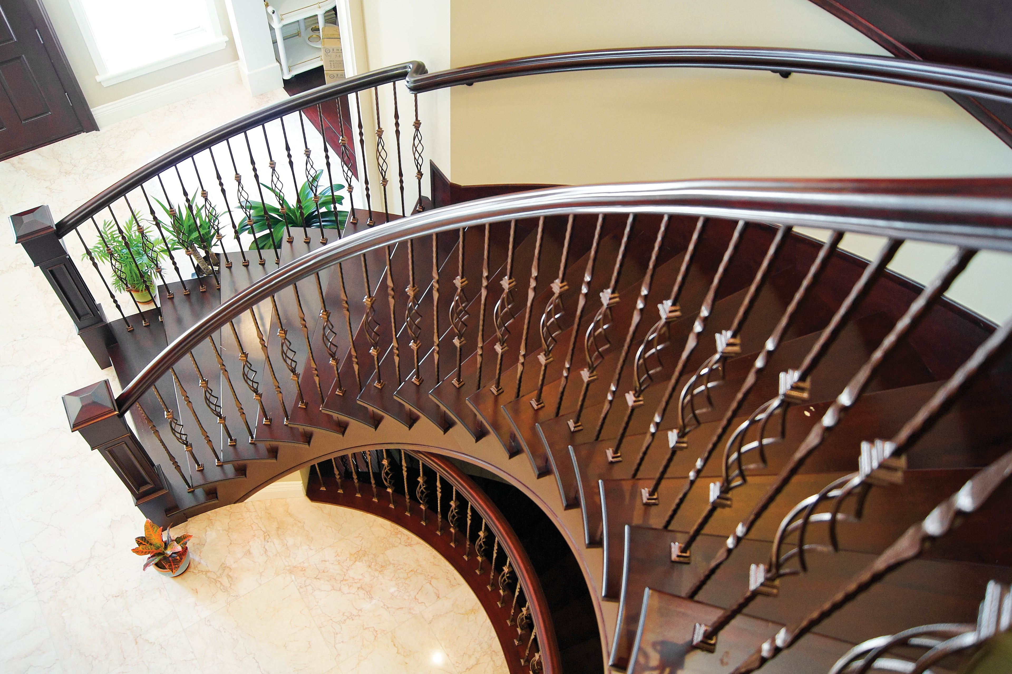 Indoor Railing 494