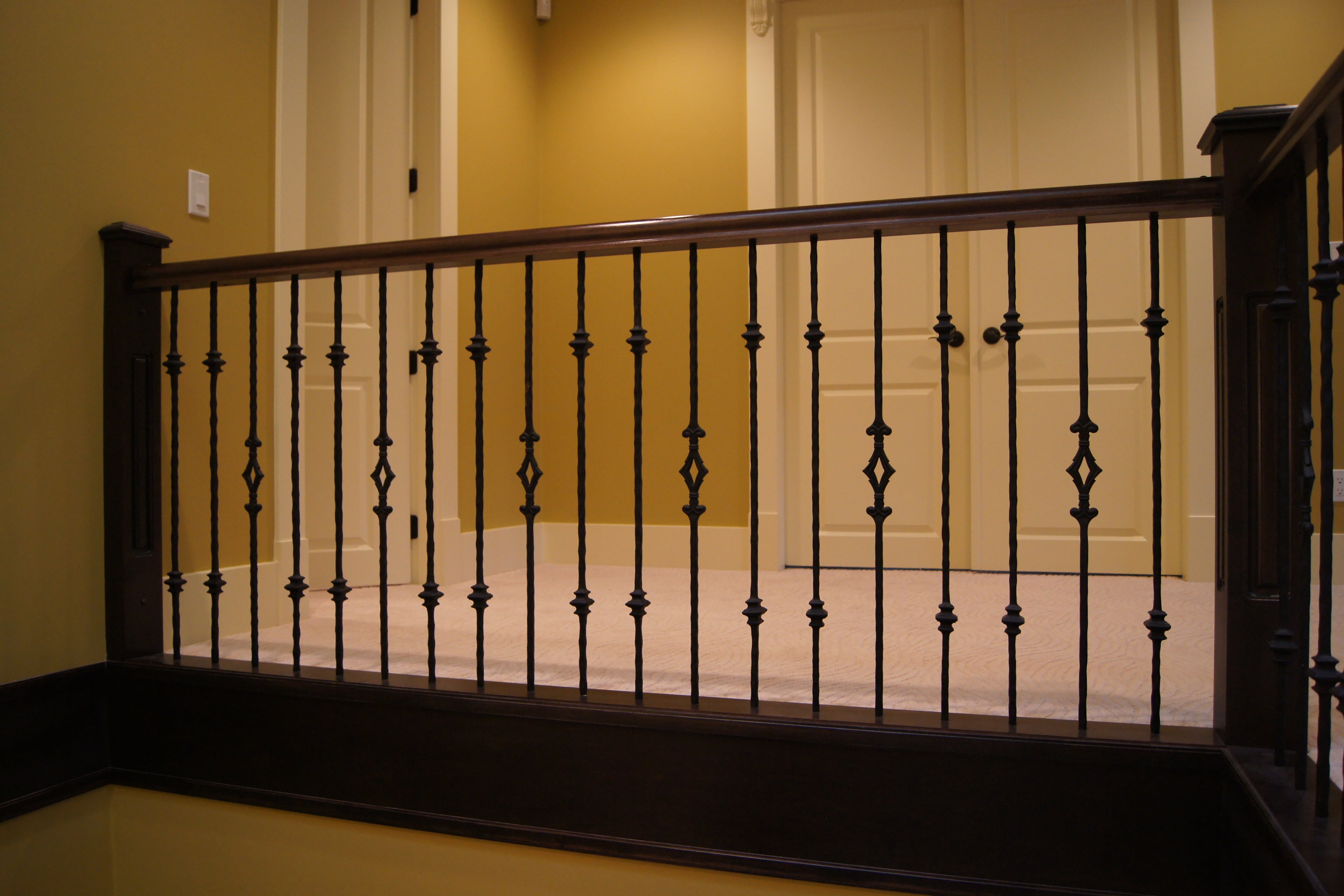 Indoor Railing 535
